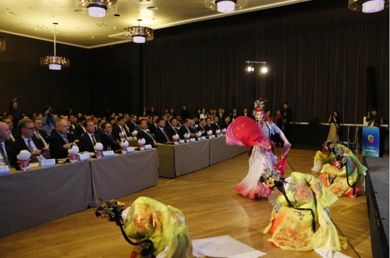 ���ŵ�ί����������³��ζ����Ÿ����������¹�������ɫ�п���