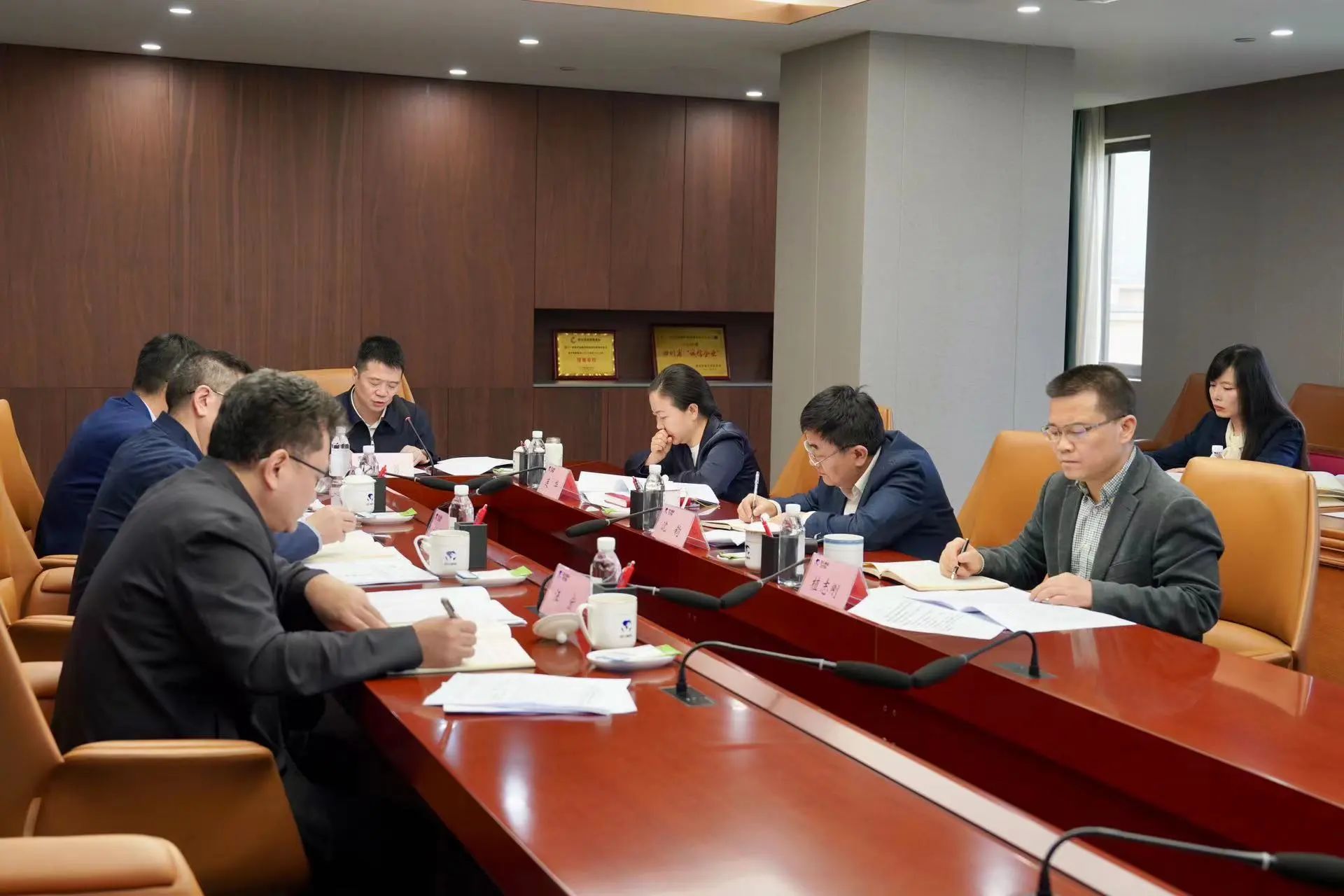 7aafa6dd-22e4-4614-9daf-9e9b4d113513